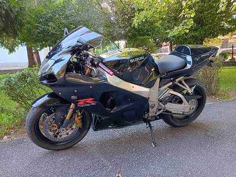 SUZUKI GSX 