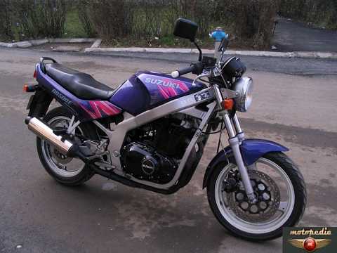 SUZUKI GS 