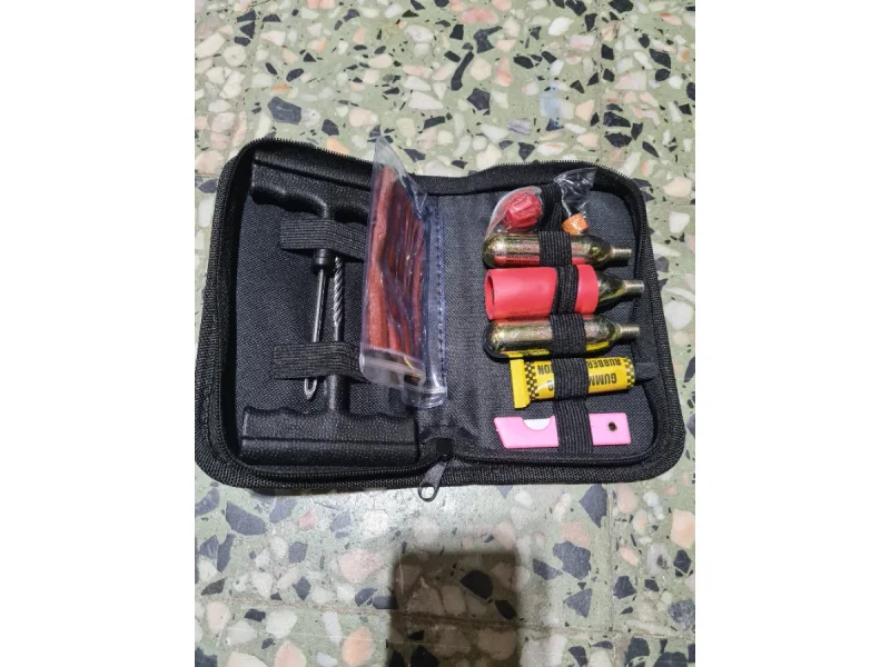 KIT REPARA FUROS TUBLESS